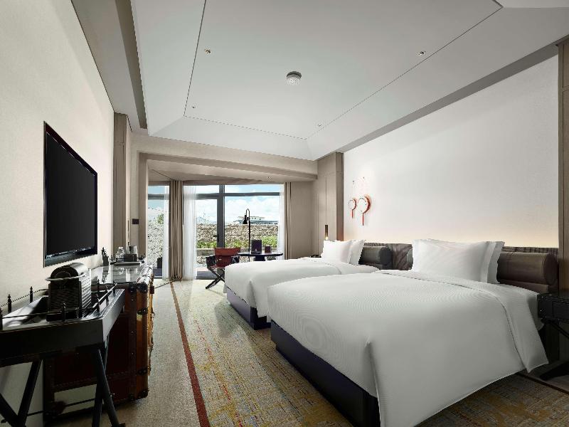 Hilton Shigatse image