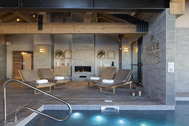 Ours Blanc Hotel & Spa image