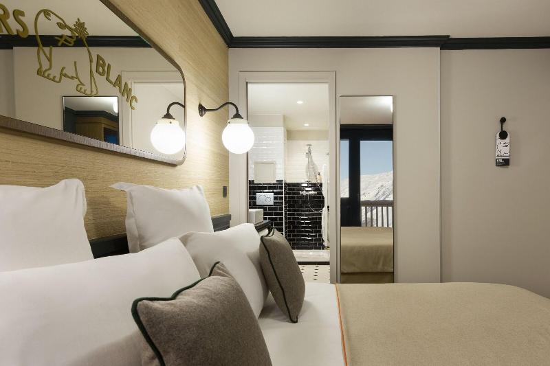 Ours Blanc Hotel & Spa image
