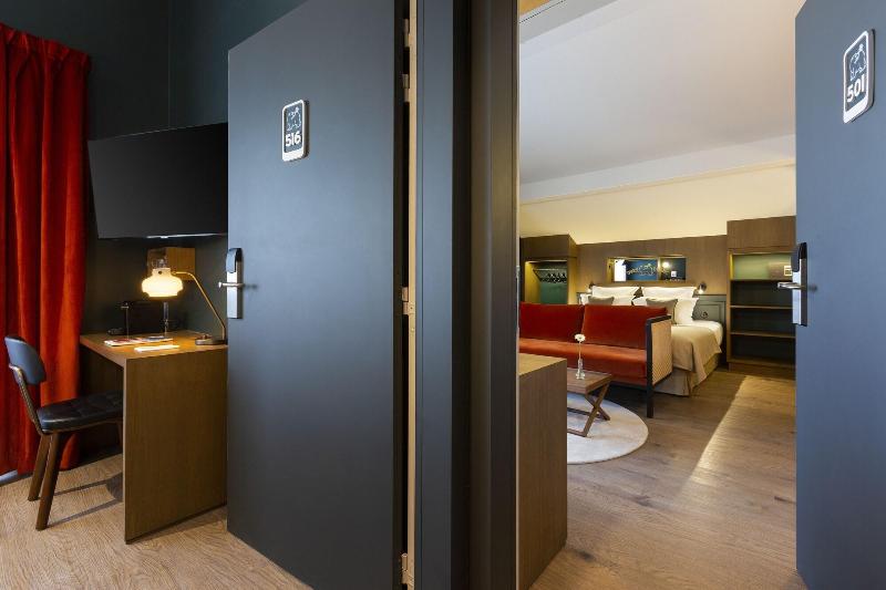 Ours Blanc Hotel & Spa image