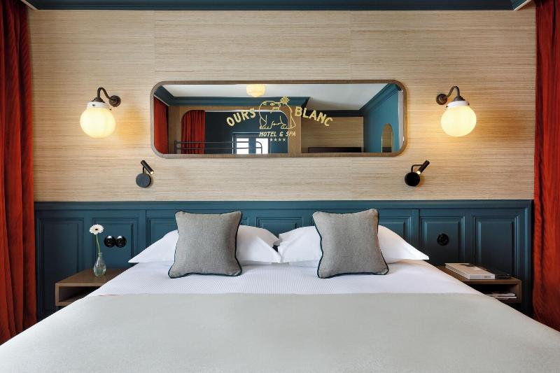 Ours Blanc Hotel & Spa image