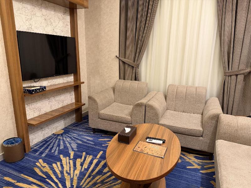 Holiday Al khaleej Hotel image