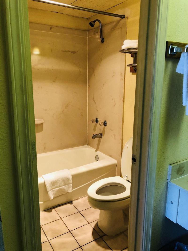 Executive Inn & Suites image