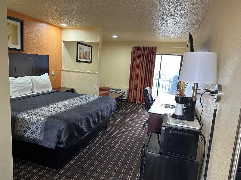 Executive Inn & Suites image