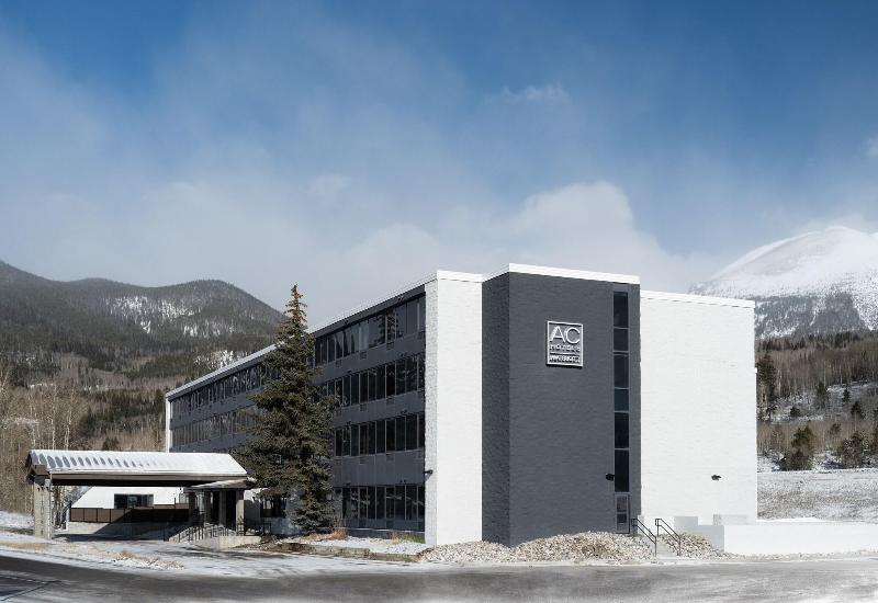 Summit Suites image
