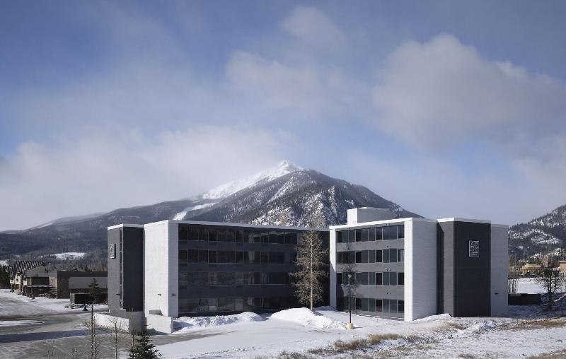 Summit Suites image