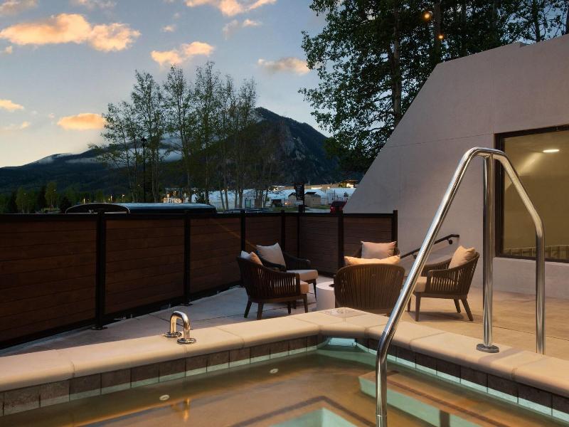 Summit Suites image