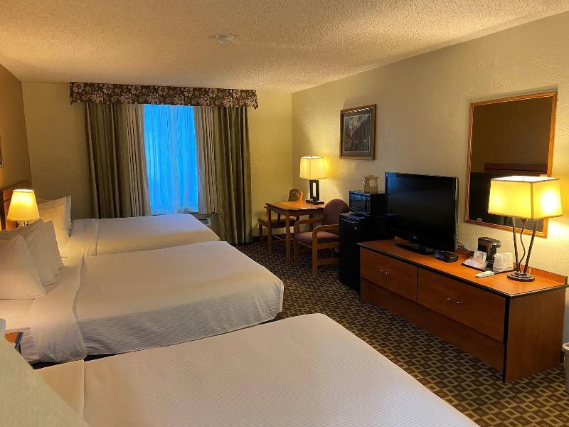 Summit Suites image