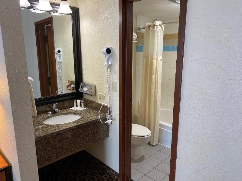 Summit Suites image