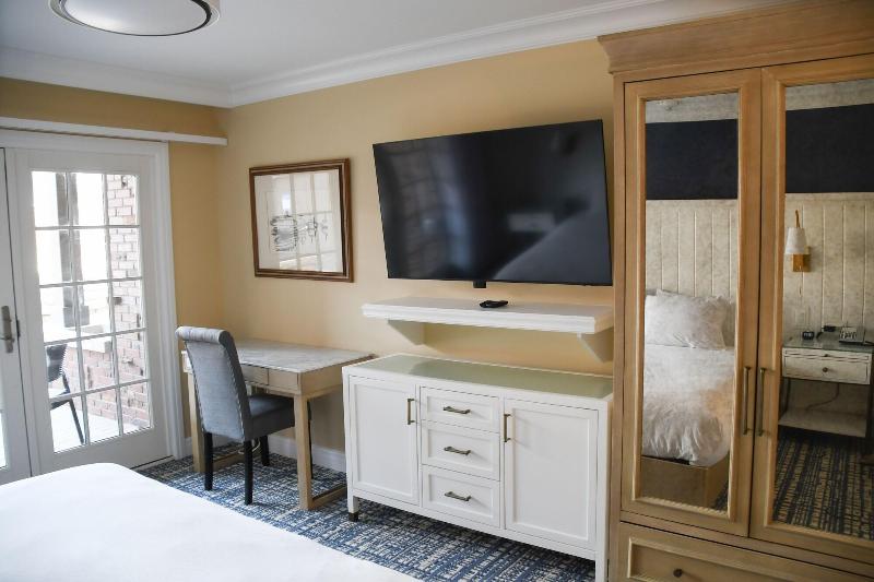 St. Clair Inn image