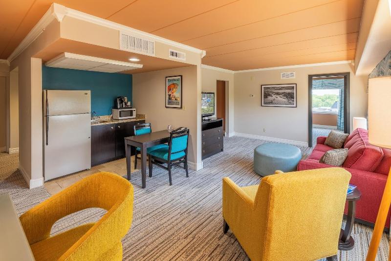 The Boulevard Inn & Bistro image