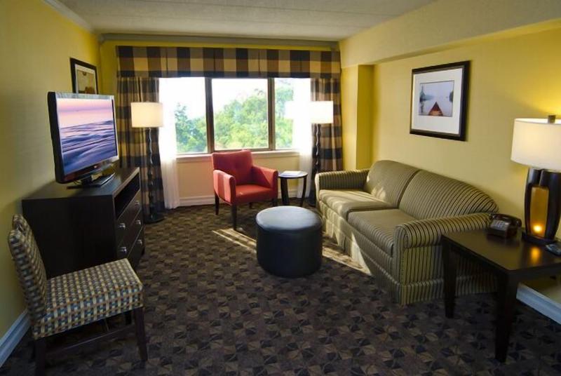 The Boulevard Inn & Bistro image