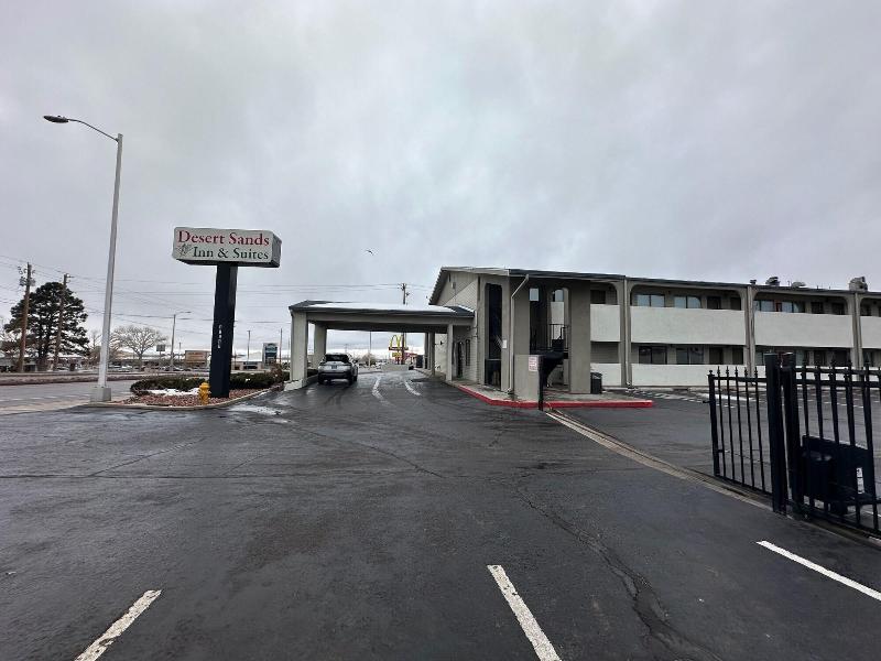 Desert Sands Inn & Suites image