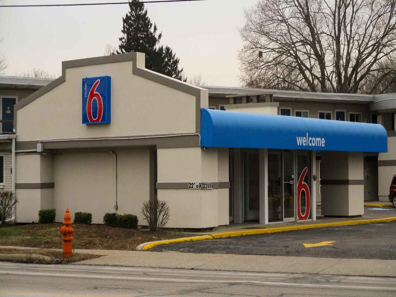 Motel 6-North Olmsted, OH - Cleveland GA image