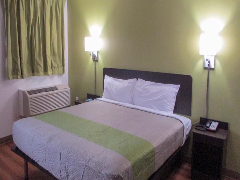 Motel 6-North Olmsted, OH - Cleveland GA image