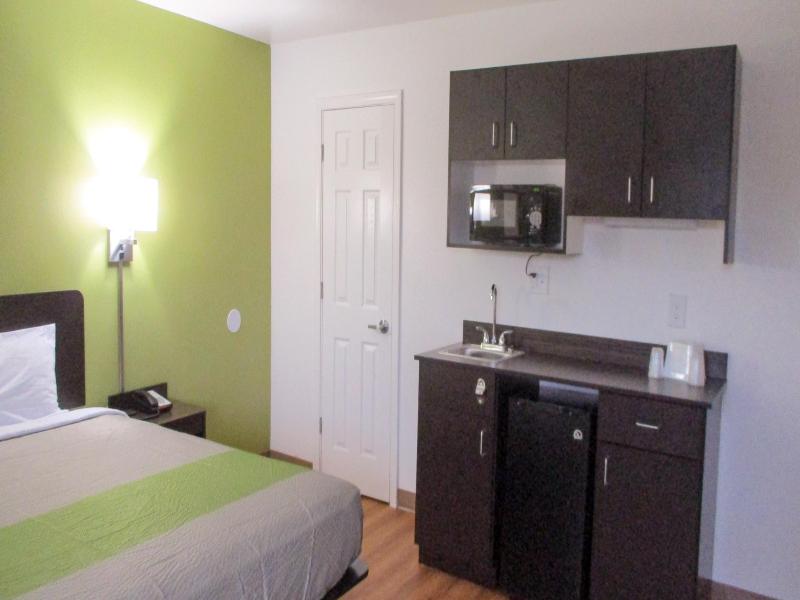 Motel 6-North Olmsted, OH - Cleveland GA image