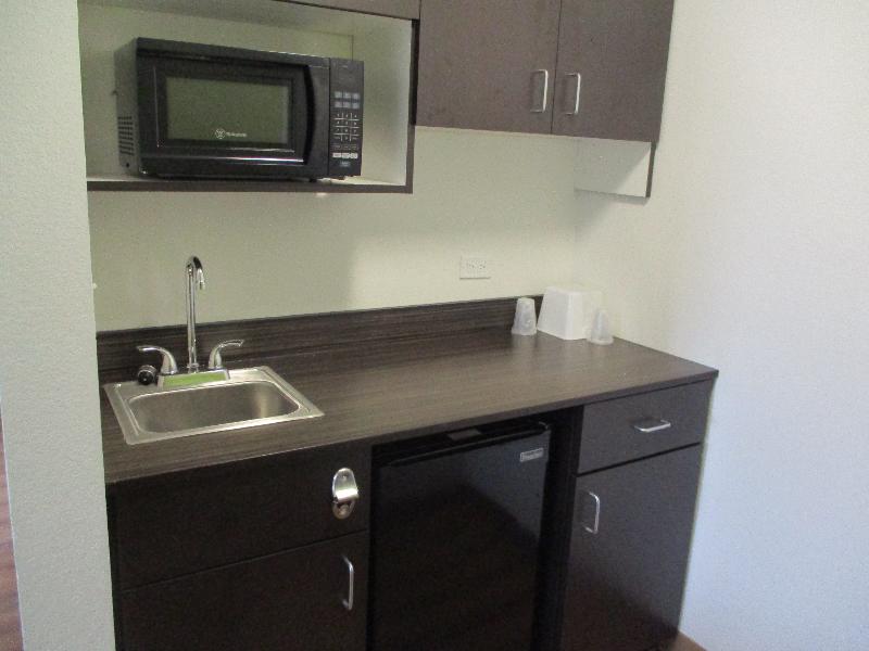Motel 6-North Olmsted, OH - Cleveland GA image