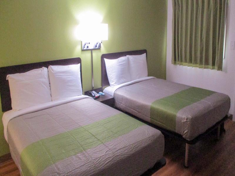 Motel 6-North Olmsted, OH - Cleveland GA image