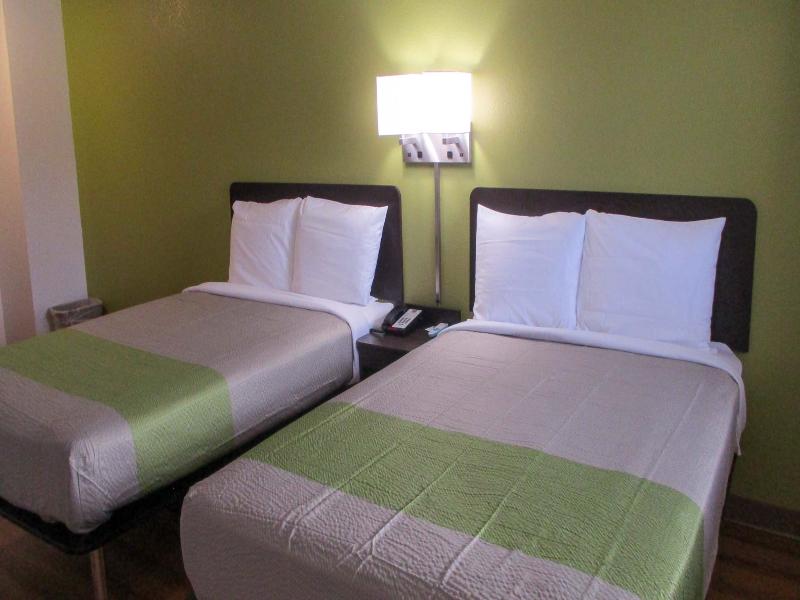 Motel 6-North Olmsted, OH - Cleveland GA image