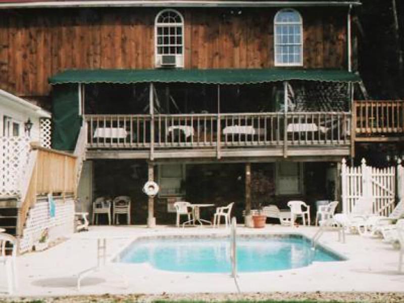 Sturbridge Country Inn image
