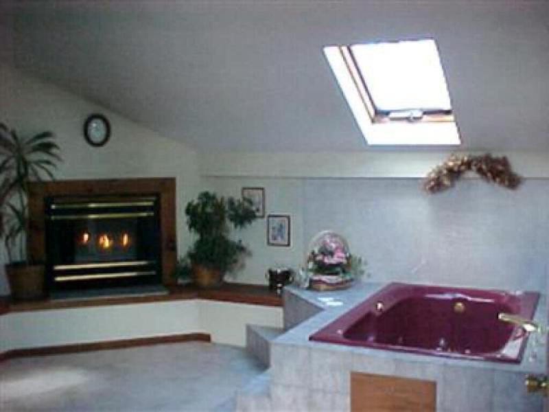 Sturbridge Country Inn image