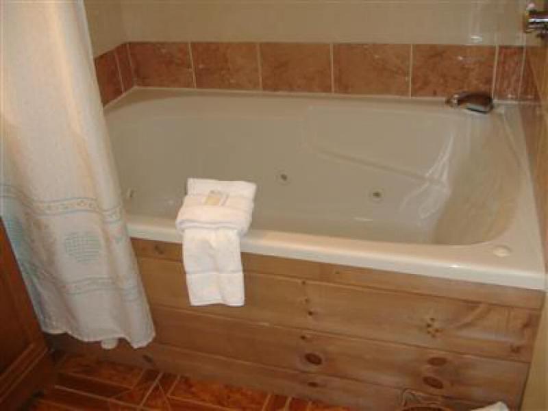 Sturbridge Country Inn image