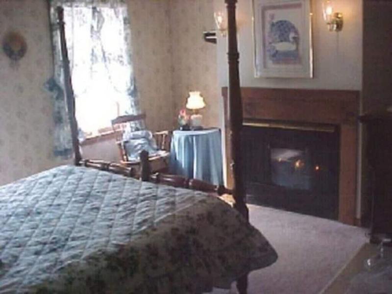 Sturbridge Country Inn image
