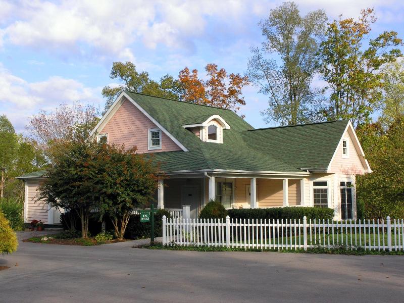 Whitestone Inn image 10