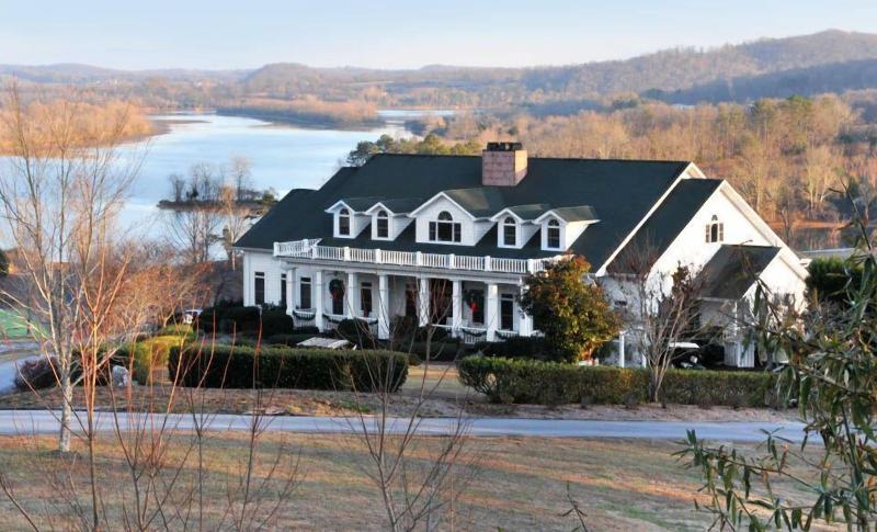 Whitestone Inn image 4