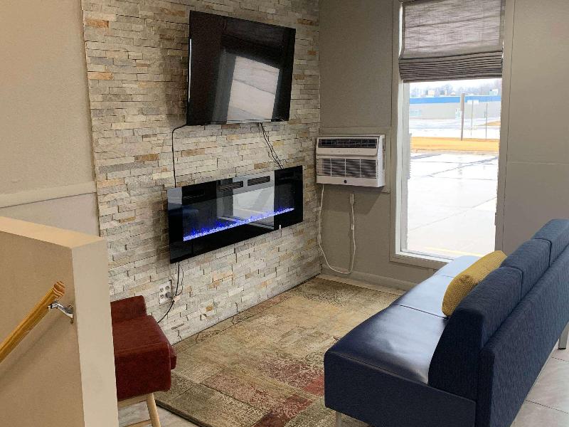 Super 8 by Wyndham Kirksville