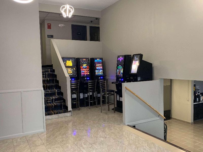 Super 8 by Wyndham Kirksville