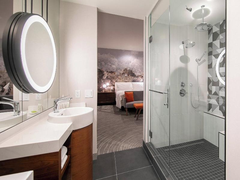 Le Meridien Pasadena Arcadia image