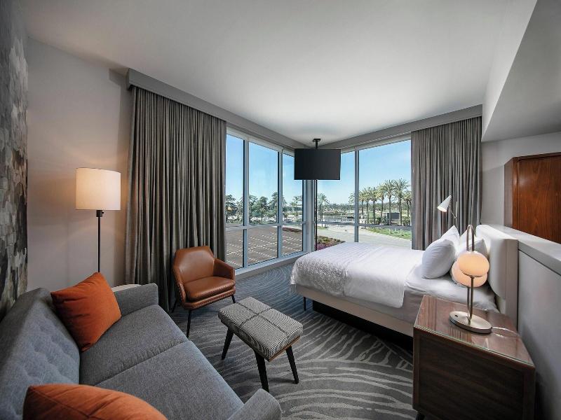 Le Meridien Pasadena Arcadia image