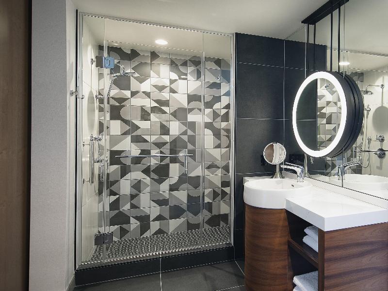 Le Meridien Pasadena Arcadia image