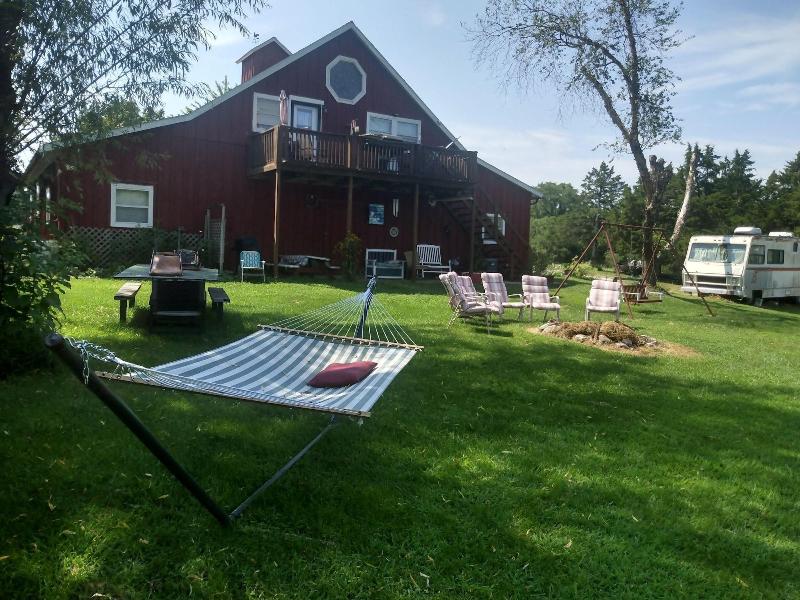 Kennedys Red Barn Inn