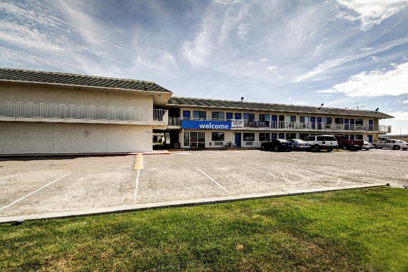 Motel 6 Wells NV image