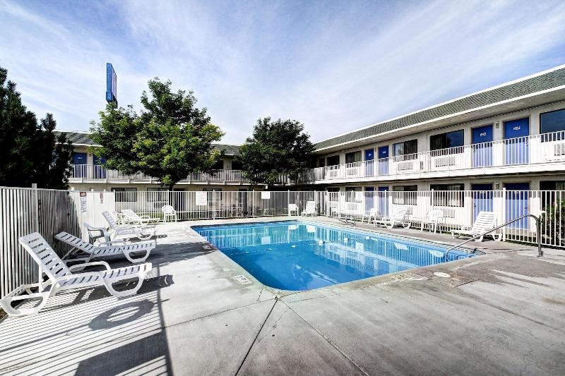 Motel 6 Wells NV image