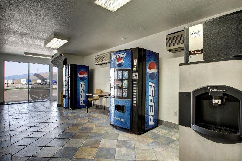 Motel 6 Wells NV image 4
