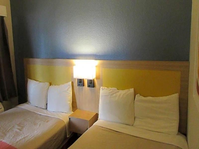 Motel 6 Wells NV image