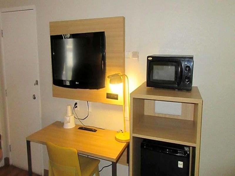 Motel 6 Wells NV image