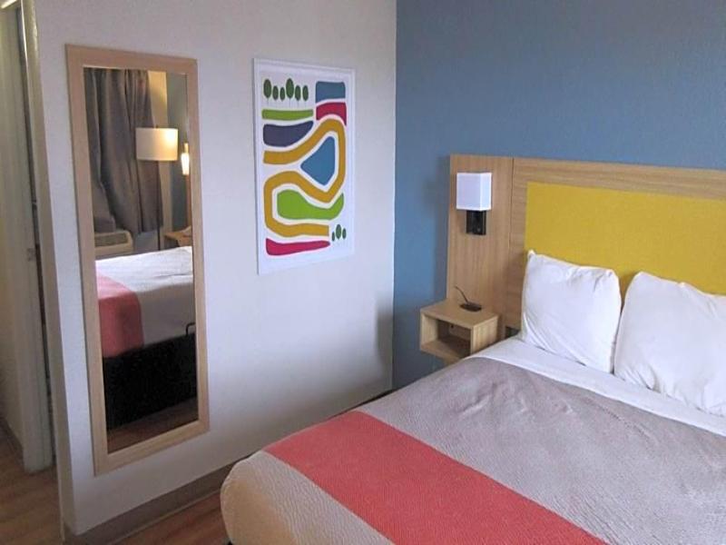 Motel 6 Wells NV image