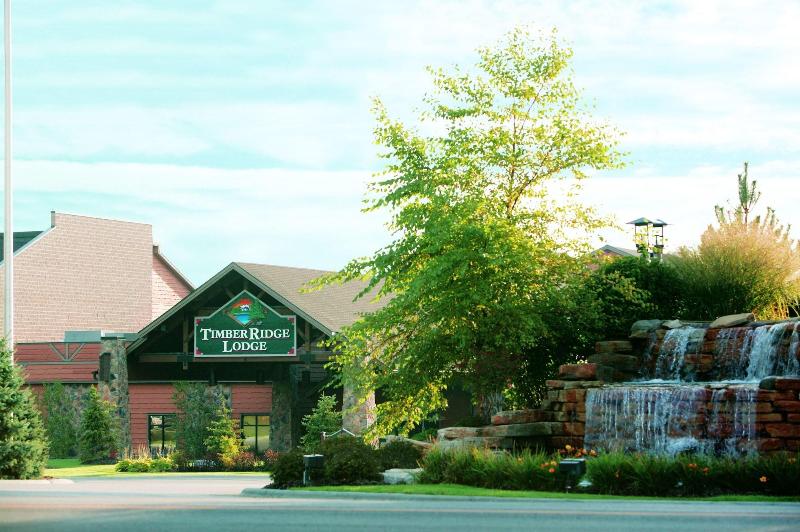 Timber Ridge Lodge and Waterpark image