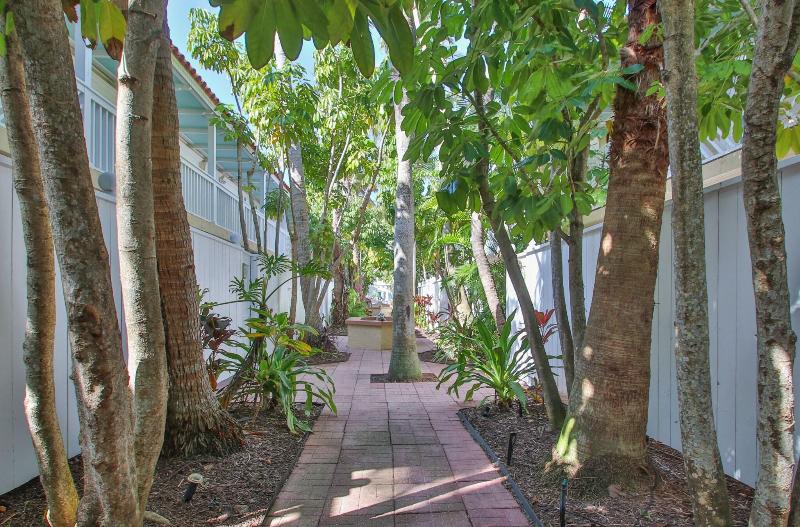 Tortuga Inn Beach Resort image