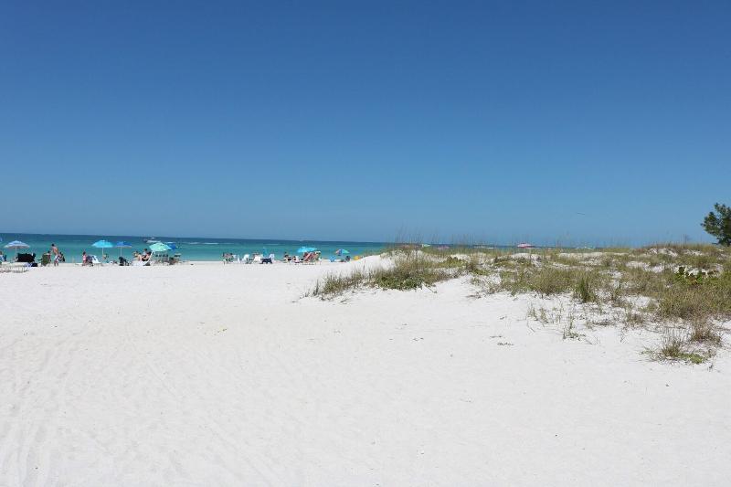 Tortuga Inn Beach Resort image