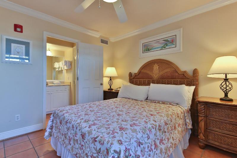 Tortuga Inn Beach Resort image