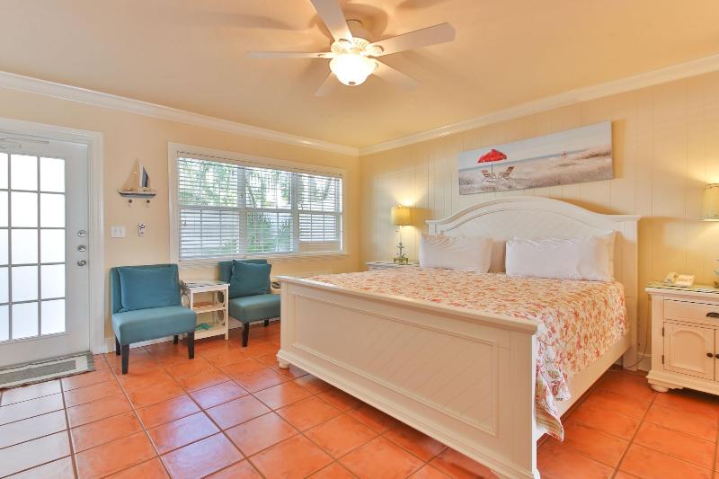 Tortuga Inn Beach Resort image