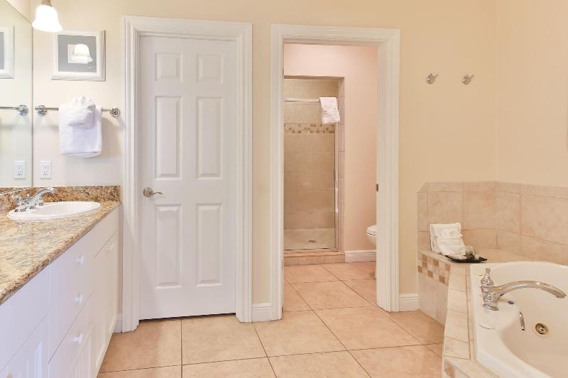 Tortuga Inn Beach Resort image