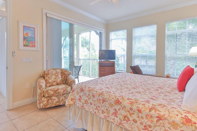 Tortuga Inn Beach Resort image