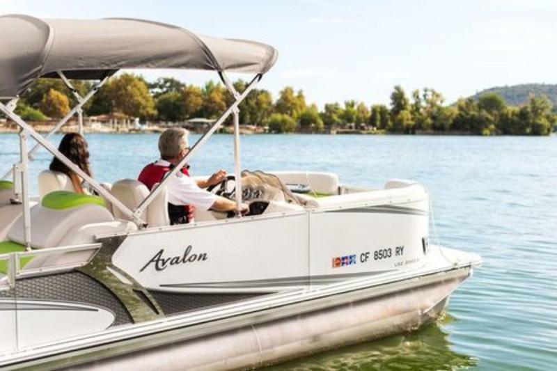 Clear Lake Cottages & Marina image