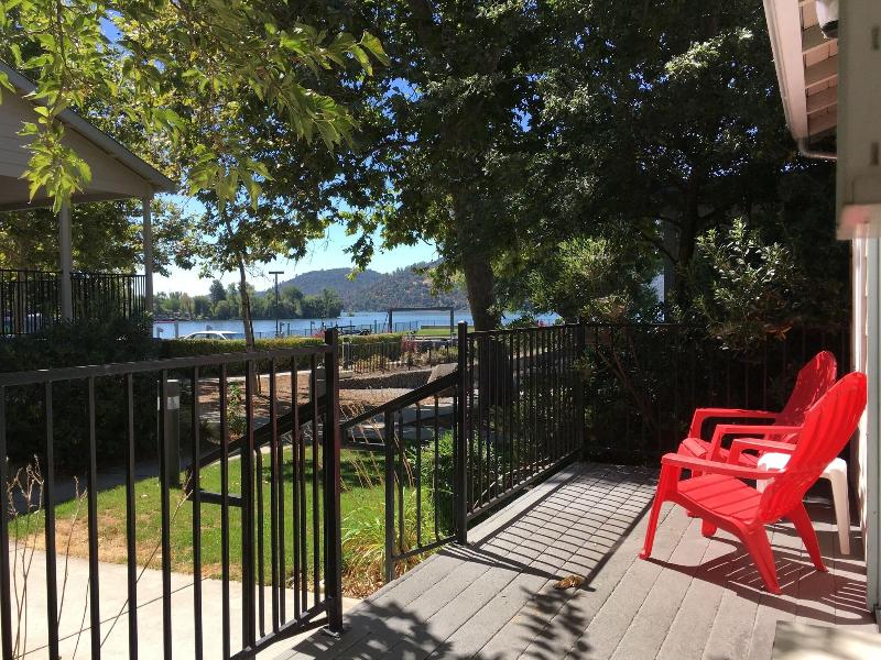 Clear Lake Cottages & Marina image